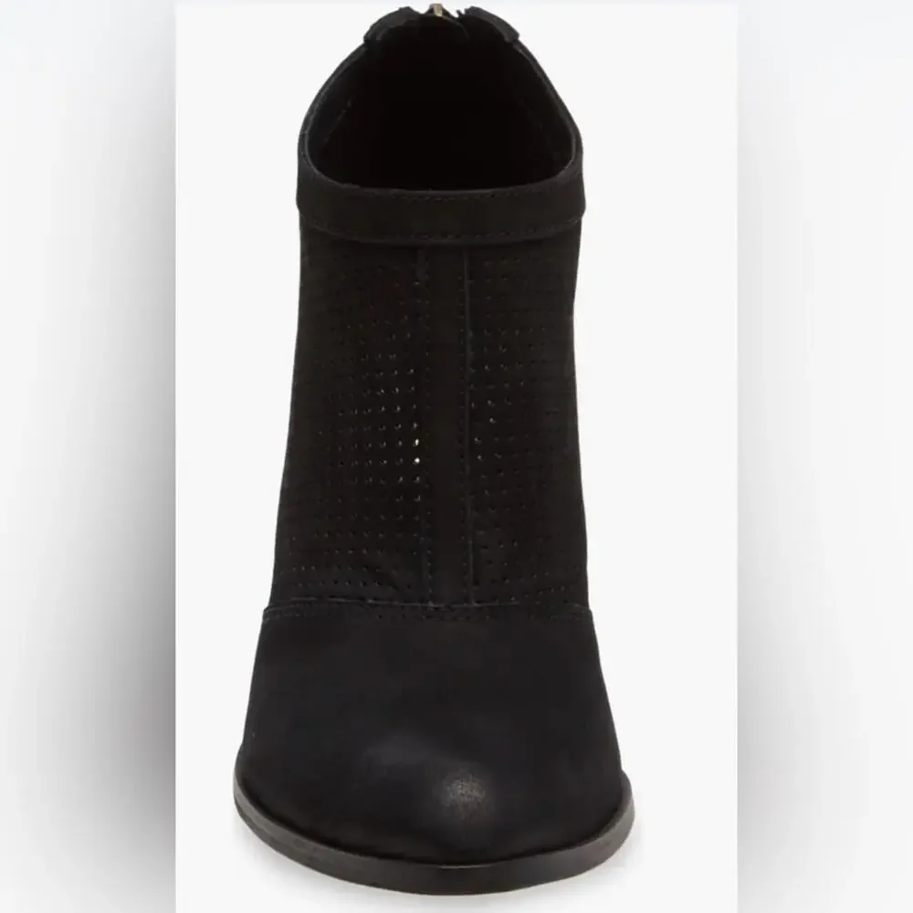 CHOCOLAT BLU Black Suede Ankle Boots‎ Bootie back zipper 36 6 Nubuck Leather NEW